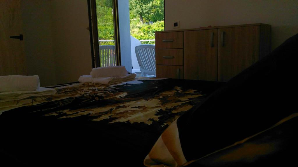 Apartment Mond Virpazar Exteriör bild