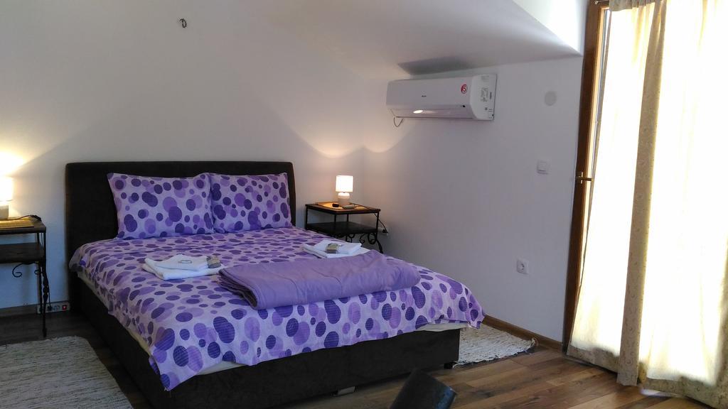Apartment Mond Virpazar Exteriör bild