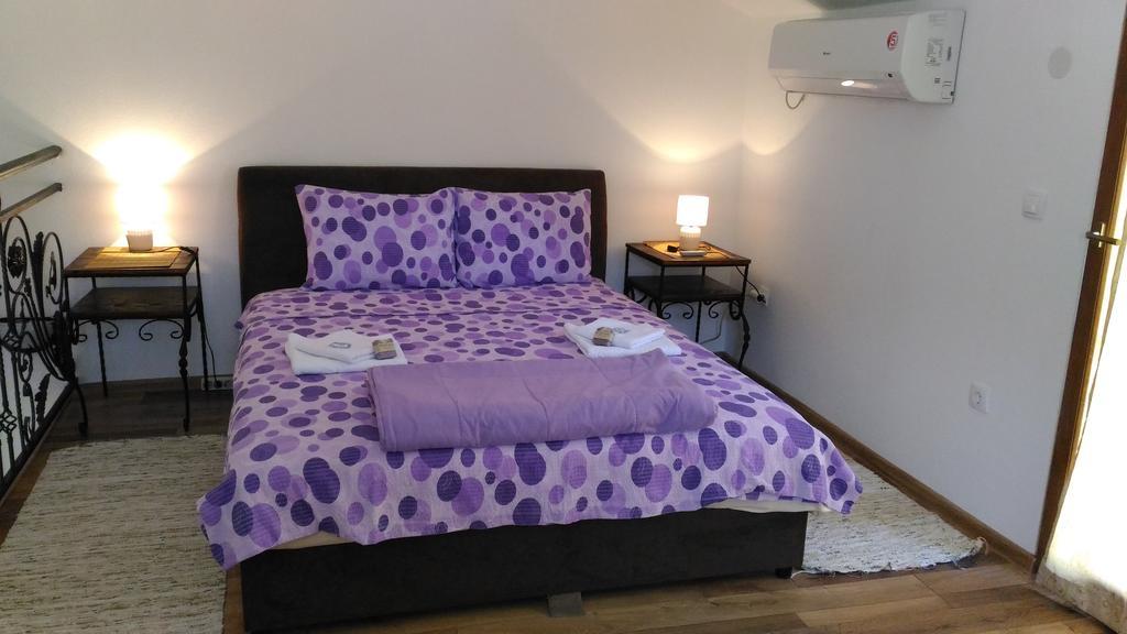 Apartment Mond Virpazar Exteriör bild